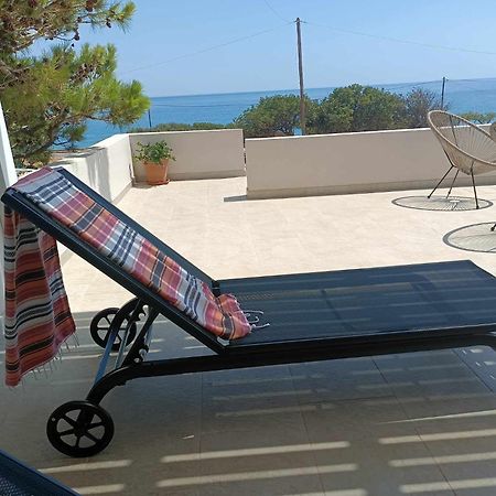 Villa Sea View Pine House Makrýgialos Exterior foto